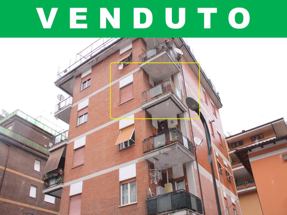 Trilocale con balcone in vendita Viale Ungheria