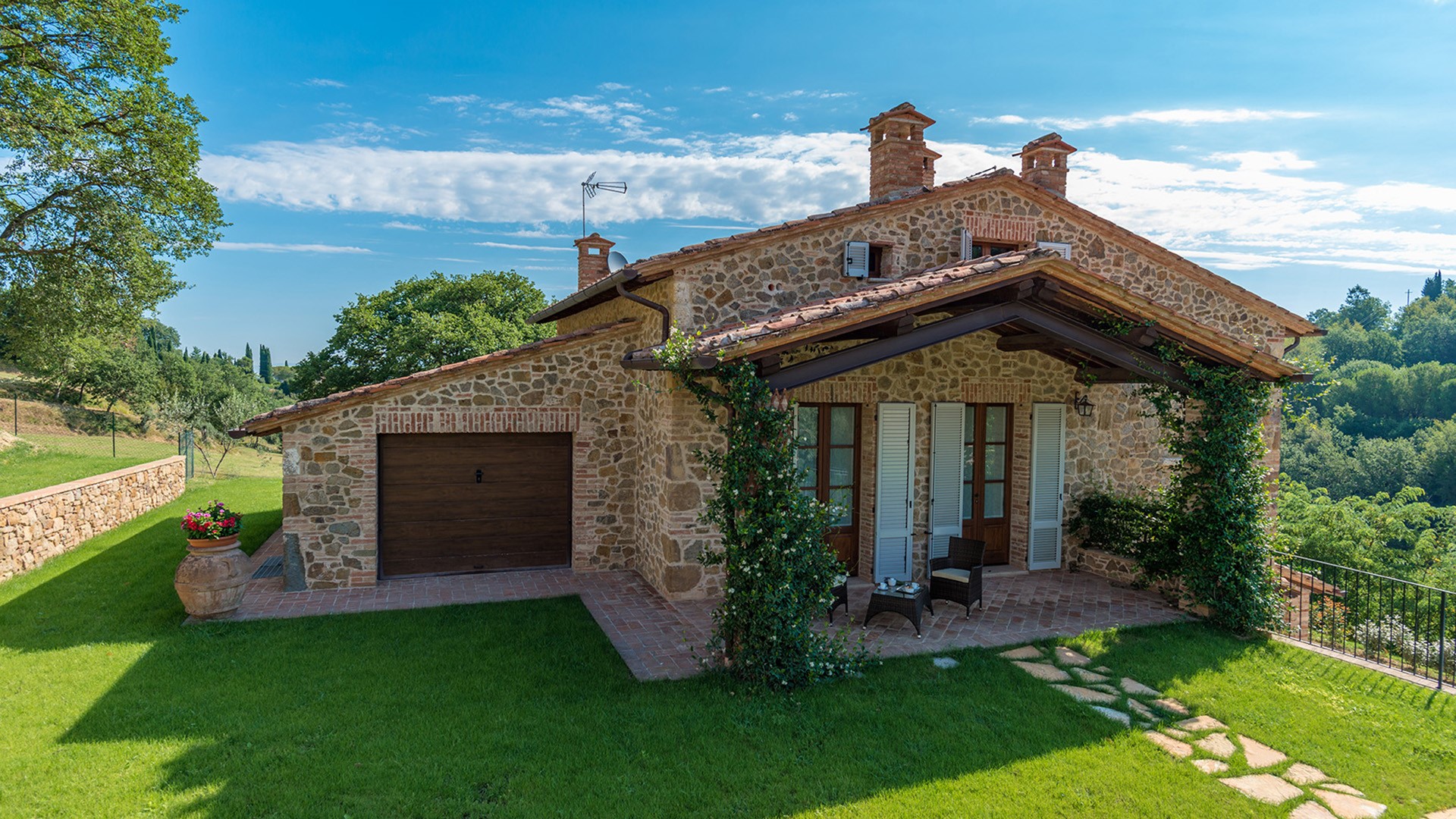 Casa indipendente con terreno in vendita Zagarolo